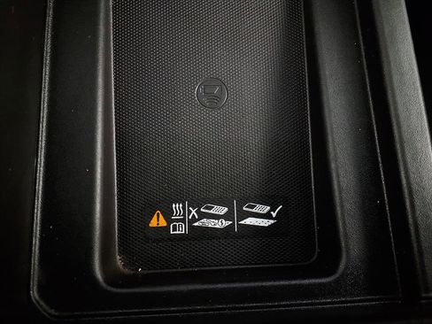 Used 2020 GMC Sierra 2500 Denali w/ Denali Ultimate Package image 24