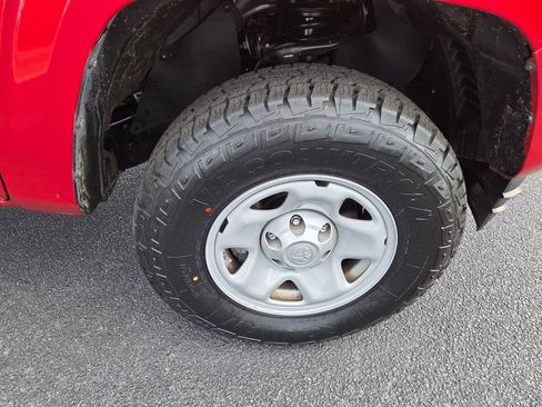 Used 2023 Toyota Tacoma SR w/ SR Convenience Package image 16