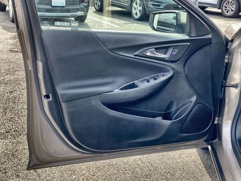 Used 2024 Chevrolet Malibu LT image 14