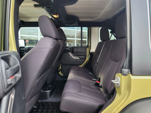 Used 2013 Jeep Wrangler Unlimited Sport image 35