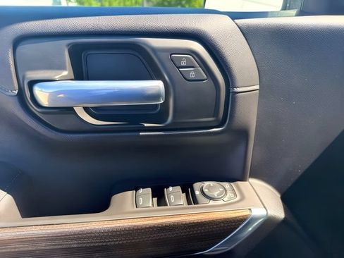 Used 2021 Chevrolet Silverado 1500 RST w/ Z71 Off-Road Package AWD/4WD image 19