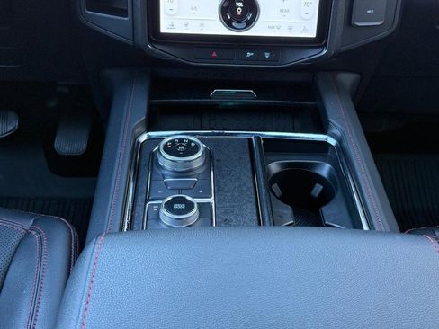 Certified 2022 Ford Expedition Limited image 12