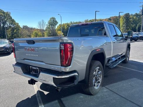 New 2026 GMC Sierra 2500 SLT w/ SLT Premium Package image 3