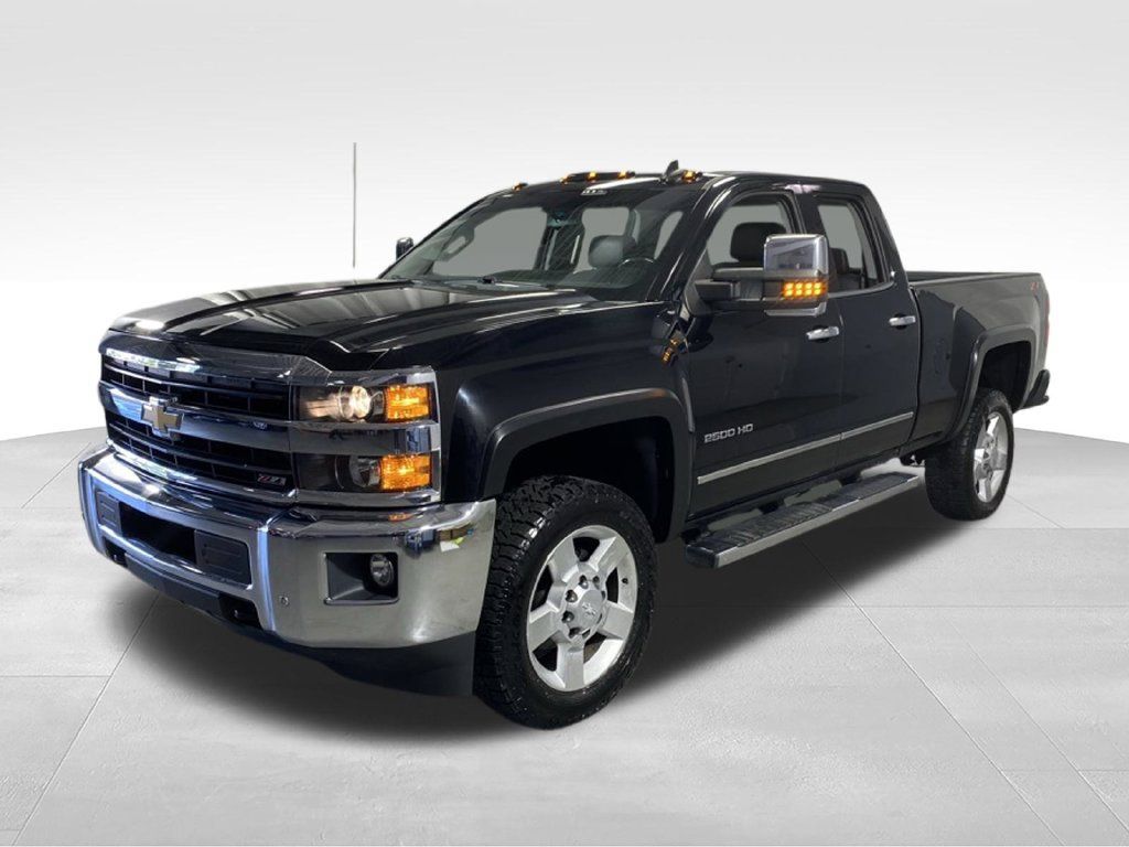 Used 2018 Chevrolet Silverado 2500 LTZ w/ Vortec Plus Package AWD/4WD image 4