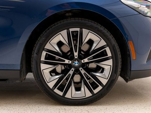 Used 2024 BMW 530i xDrive w/ Premium Package image 48