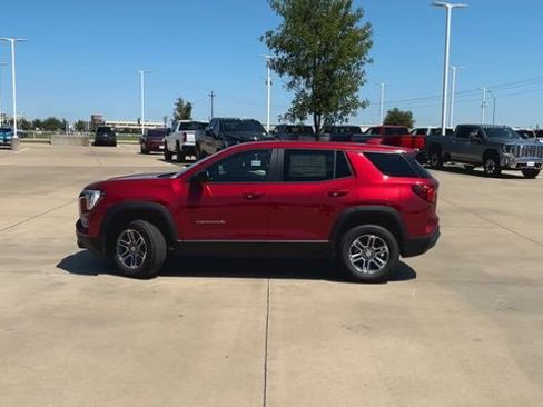 New 2026 GMC Terrain Elevation w/ Technology Package II image 9