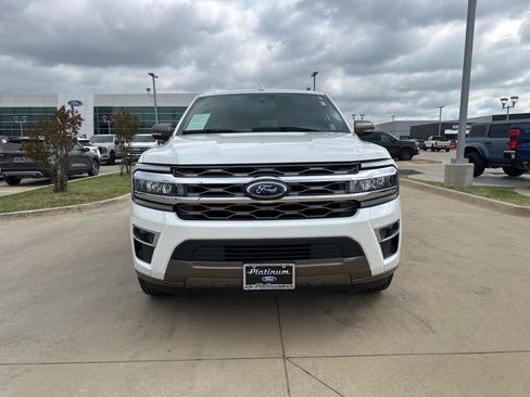 Used 2024 Ford Expedition Max King Ranch image 9
