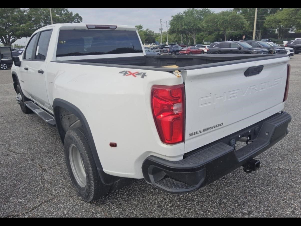 Used 2024 Chevrolet Silverado 3500 W/T AWD/4WD image 4