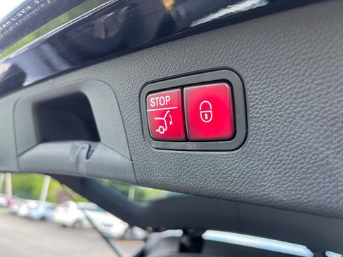 Certified 2022 Mercedes-Benz GLC 300 4MATIC image 20