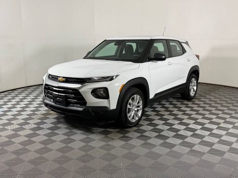 Used 2023 Chevrolet TrailBlazer LS FWD image 7