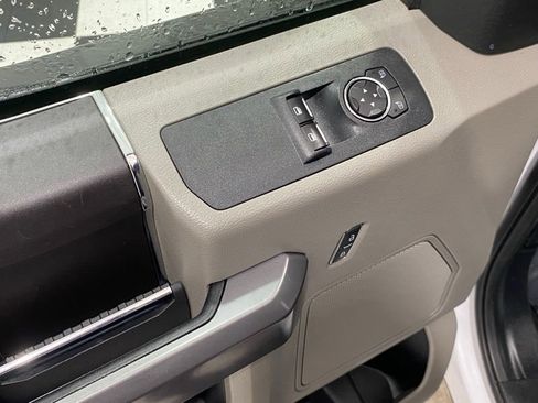 Used 2019 Ford F150 XLT image 19