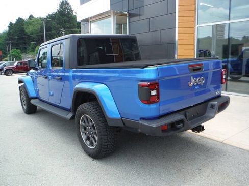 Used 2020 Jeep Gladiator Overland w/ Popular Equipment Package AWD/4WD image 17