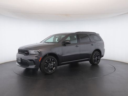 Used 2024 Dodge Durango GT w/ Blacktop Package image 40