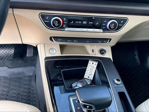 Used 2022 Audi Q5 2.0T Premium Plus AWD/4WD image 26