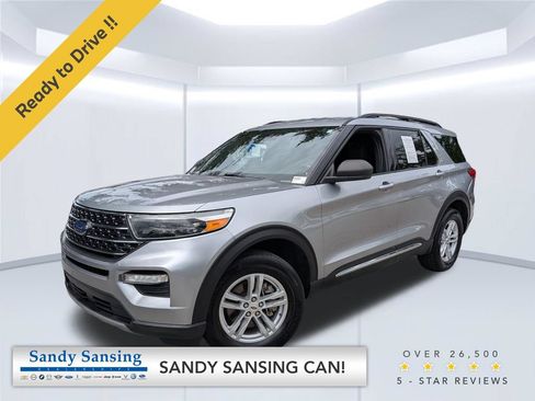 Used 2020 Ford Explorer XLT w/ Equipment Group 202A AWD/4WD image 1