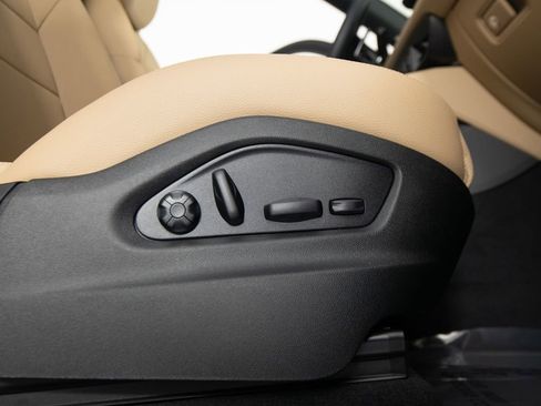 New 2026 Porsche Cayenne AWD/4WD image 36