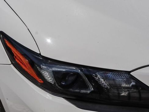 Used 2023 Toyota Camry SE FWD image 6