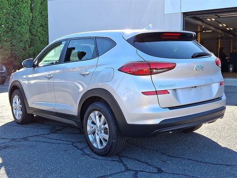 Used 2019 Hyundai Tucson SE image 4