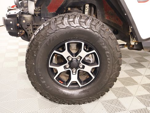 Used 2021 Jeep Wrangler Unlimited Rubicon AWD/4WD image 18