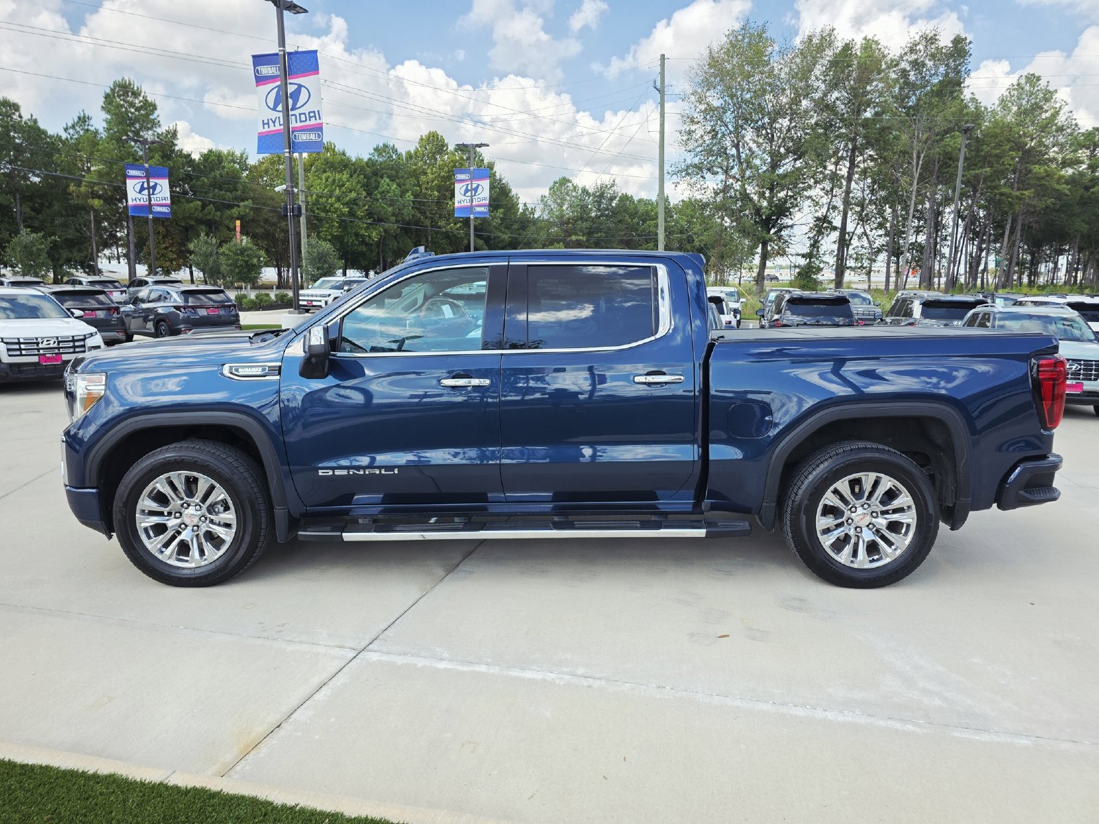 Used 2021 GMC Sierra 1500 Denali w/ Technology Package RWD image 8