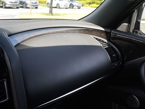 Used 2024 INFINITI QX80 Sensory AWD/4WD image 28