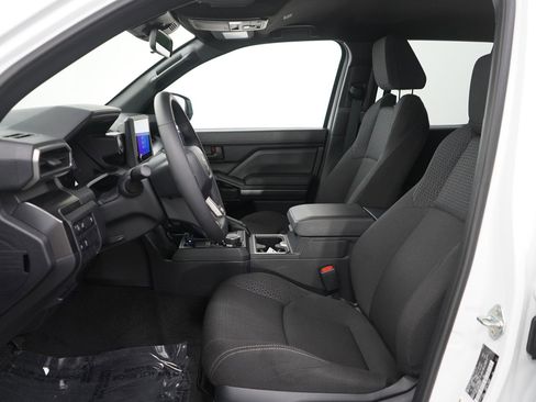 Used 2025 Toyota 4Runner SR5 image 17