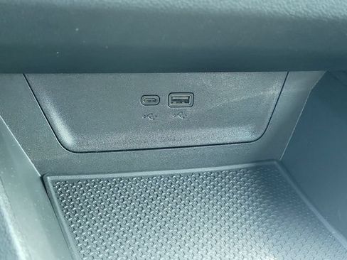 Used 2025 Chevrolet Equinox LT AWD/4WD image 31