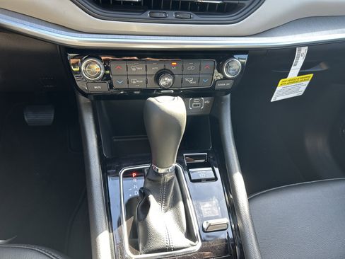 New 2026 Jeep Compass Limited image 24