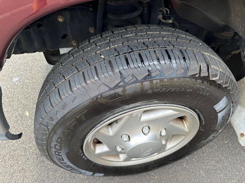 Used 2010 Ford E-350 and Econoline 350 XL image 31