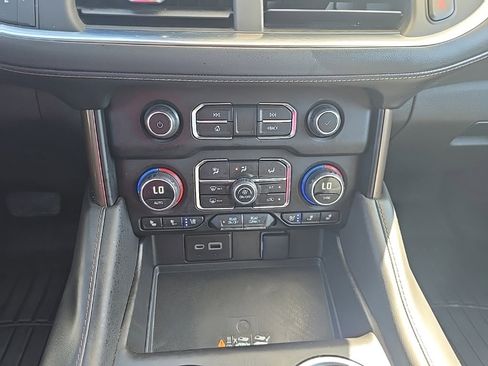 Used 2023 Chevrolet Suburban High Country w/ Premium Package 2 image 13