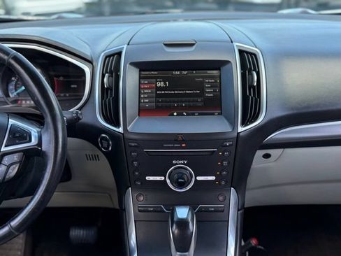 Used 2015 Ford Edge Titanium AWD/4WD image 21