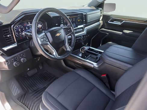 Used 2025 Chevrolet Silverado 1500 LT w/ Texas Edition Plus AWD/4WD image 13
