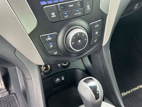 Used 2018 Hyundai Santa Fe Sport w/ Cargo Package FWD image 25