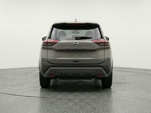 Used 2025 Nissan Rogue SV FWD image 7