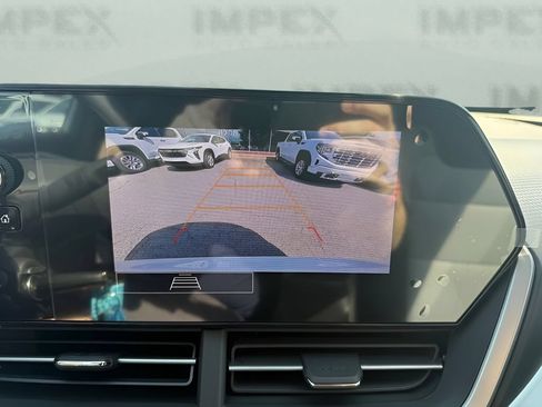 New 2026 Chevrolet Trax LS FWD image 18