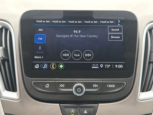 Used 2022 Chevrolet Malibu LS FWD image 28