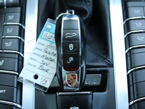 Used 2016 Porsche Macan S AWD/4WD image 44