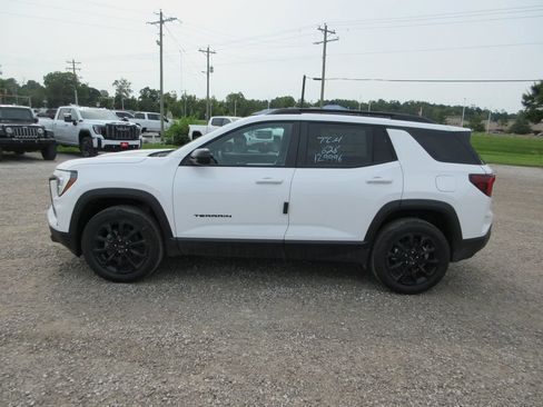 New 2027 GMC Terrain Elevation w/ Black Edition FWD image 6