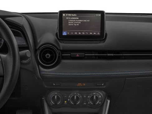 Used 2017 Toyota Yaris iA FWD image 10