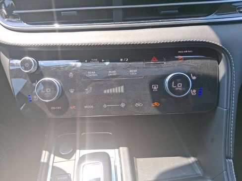 Certified 2023 INFINITI QX60 Luxe AWD/4WD image 27