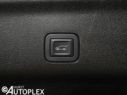 Used 2025 GMC Yukon AT4 Ultimate image 14