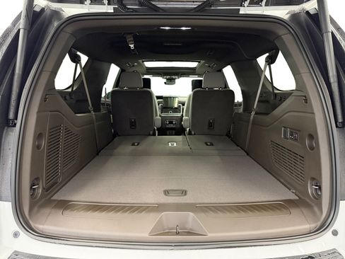 New 2026 GMC Yukon XL Elevation w/ Elevation Premium Package image 33