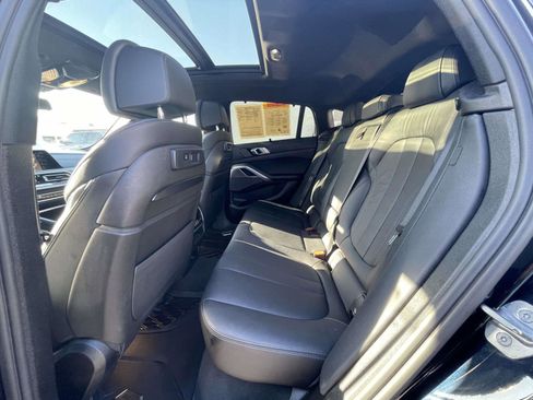 Used 2022 BMW X6 xDrive40i w/ Executive Package AWD/4WD image 13