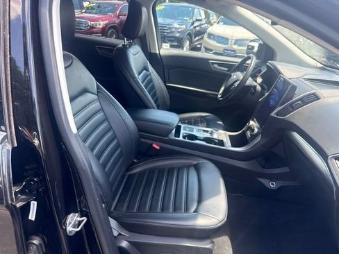 Certified 2022 Ford Edge SEL w/ Convenience Package AWD/4WD image 12