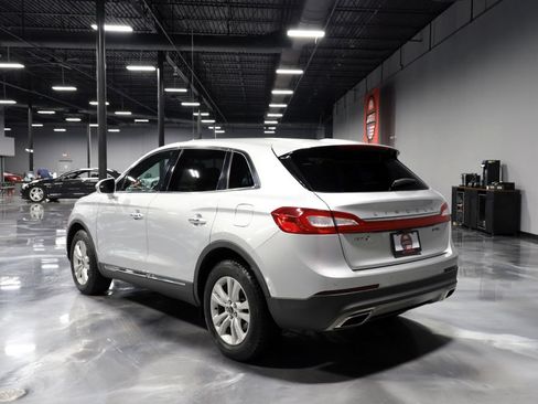 Used 2016 Lincoln MKX Premiere AWD/4WD image 5