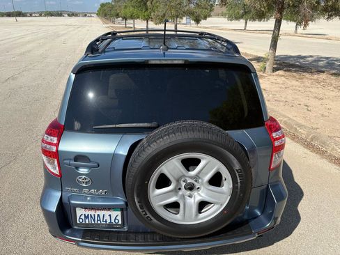 Used 2010 Toyota RAV4 2WD image 11