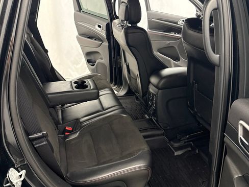 Used 2018 Jeep Grand Cherokee Trailhawk AWD/4WD image 28