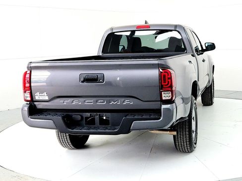 Certified 2019 Toyota Tacoma SR image 5