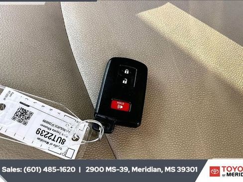 Used 2020 Toyota 4Runner SR5 Premium image 9