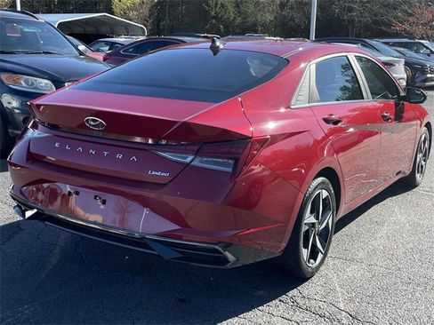 Used 2021 Hyundai Elantra Limited w/ Cargo Package image 7